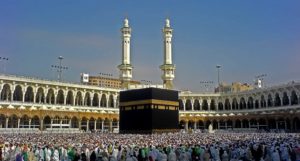 Kaaba_mirror_edit_jj-680x365