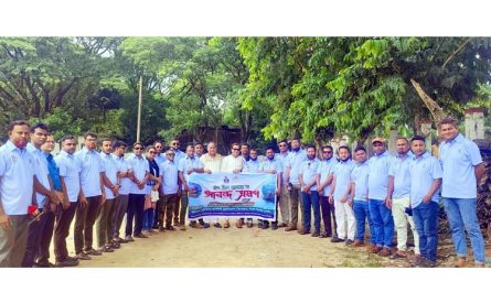 টাঙ্গুয়ার পথে নৌবিহারে যাত্রা করলো বিএমজেএ’র এক ঝাঁক সদস্য