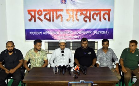 ইতালি পাঠানোর কথা বলে শতাধিক মানুষকে পথে বসিয়েছেন বিয়ানীবাজারের দেলোয়ার