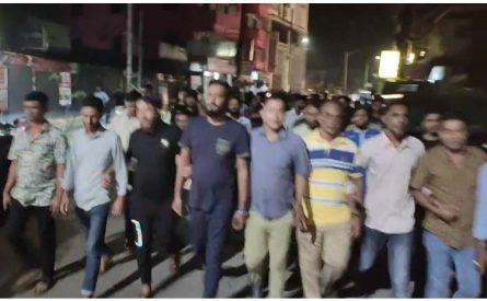সিলেট নগরীরতে মধ্য রাতে প্রতিবাদ মিছিল