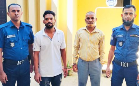ডা কা ত ও শ্রমিক লীগ নেতা গ্রে ফ তা র