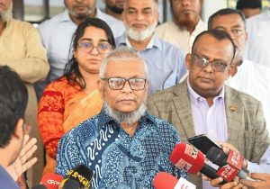মালয়েশিয়ার শ্রমবাজার খুলে গেছে, জানালেন প্রবাসীকল্যান মন্ত্রী