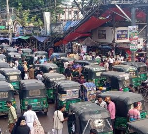 সিলেটে হাজার হাজার মেয়াদোত্তীর্ণ সিএনজি অটোরিকশা দাপিয়ে বেড়াচ্ছে রাস্তায় ! সিলেটে হাজার হাজার মেয়াদোত্তীর্ণ সিএনজি অটোরিকশা দাপিয়ে বেড়াচ্ছে রাস্তায় !