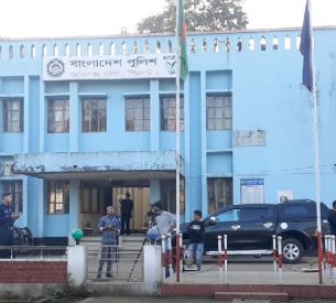 জকিগঞ্জে ঘর থেকে শিশু কন্যাসহ অন্তঃসত্ত্বা নারীর মরদেহ উদ্ধার জকিগঞ্জে ঘর থেকে শিশু কন্যাসহ অন্তঃসত্ত্বা নারীর মরদেহ উদ্ধার